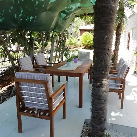 Near Beach - Apartments Marica Rovinj Exterior photo