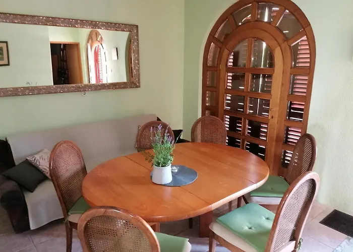 Near Beach - Apartments Marica