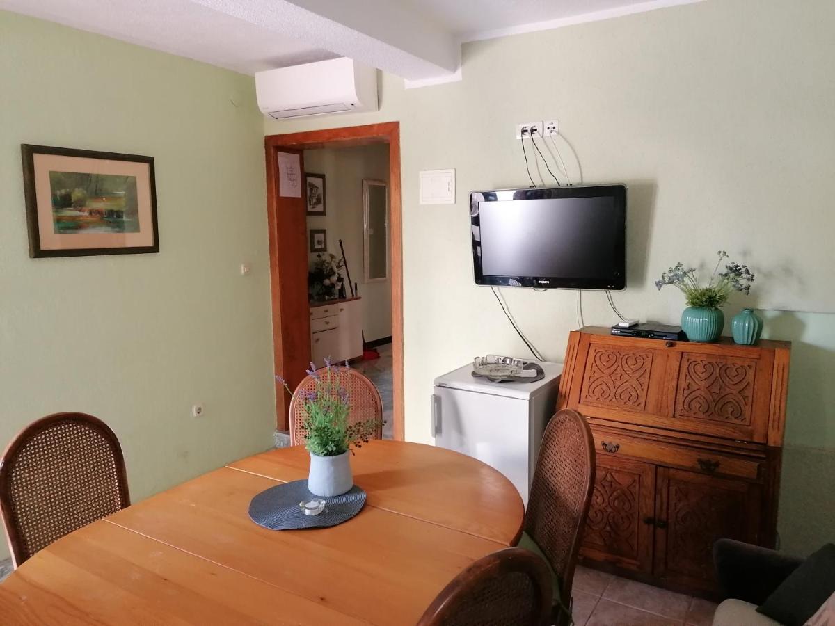 Apartment Near - Marica *